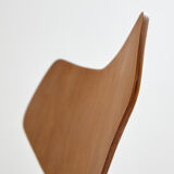 Grand Prix 3130 chair by Arne Jacobsen for Fritz Hansen