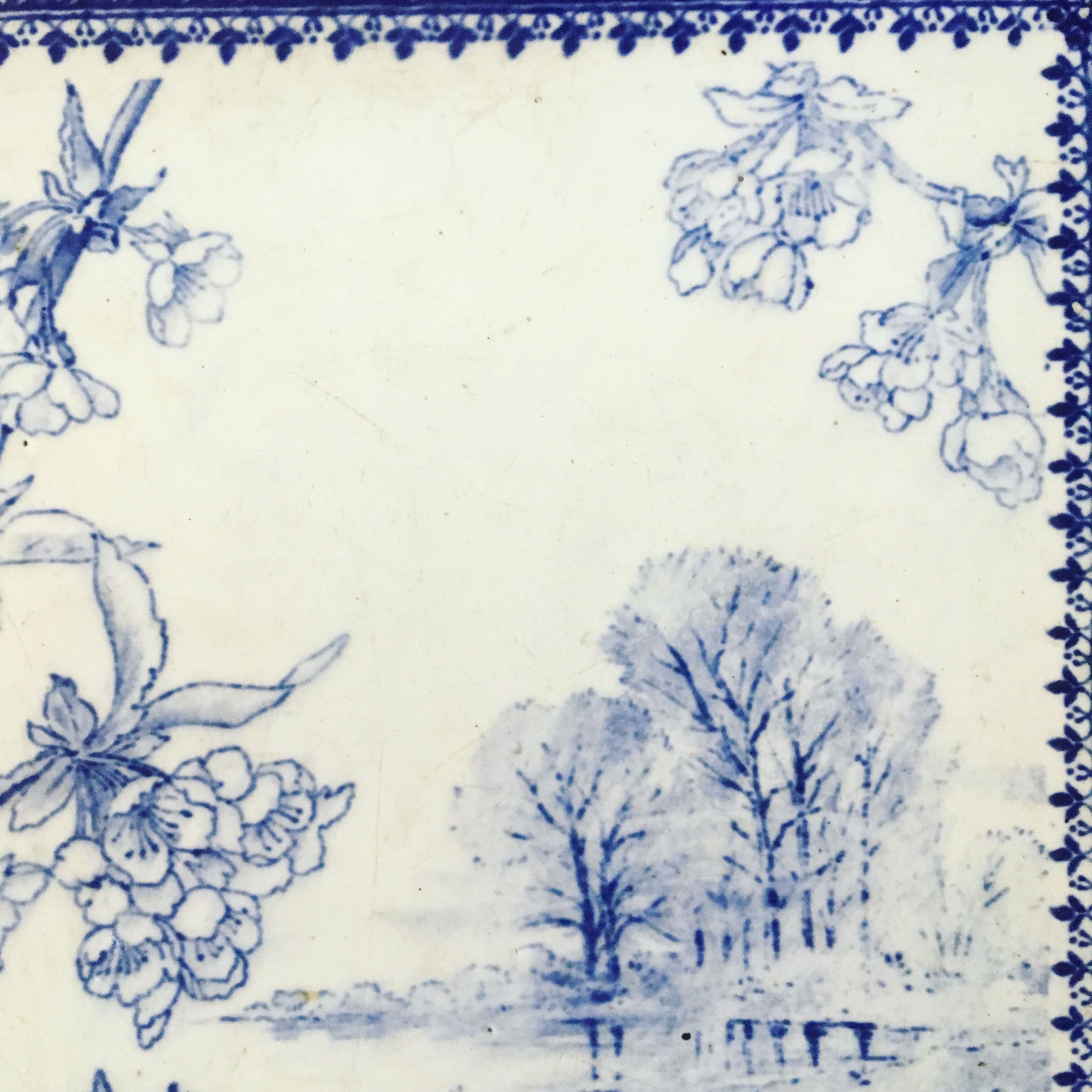 Under mat it in earthenware and wood 1920/1930