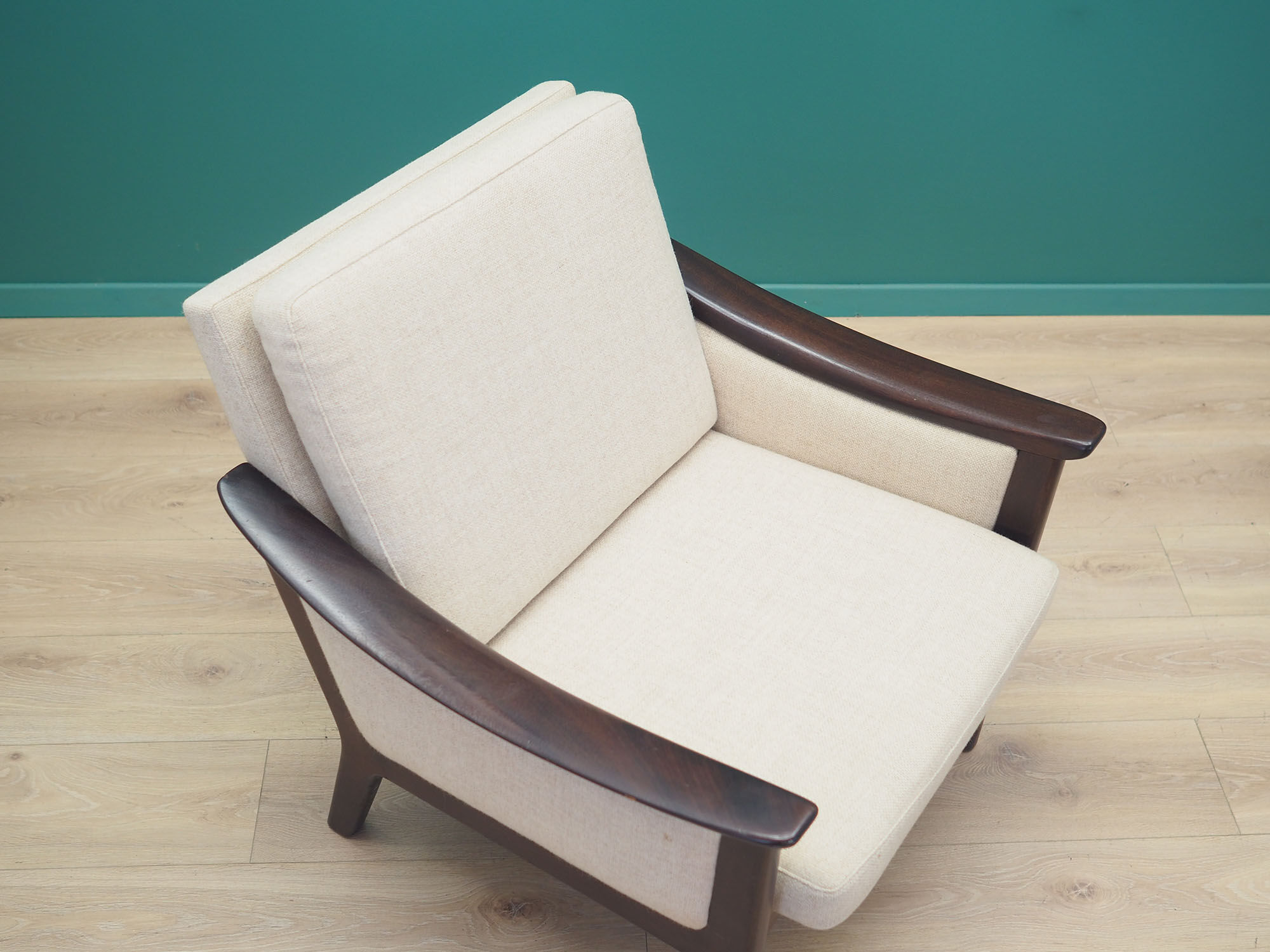 Fauteuil beige, années 1970, design danois, fabriqué au Danemark