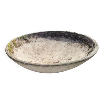 Basin eternates 80cms in diameter