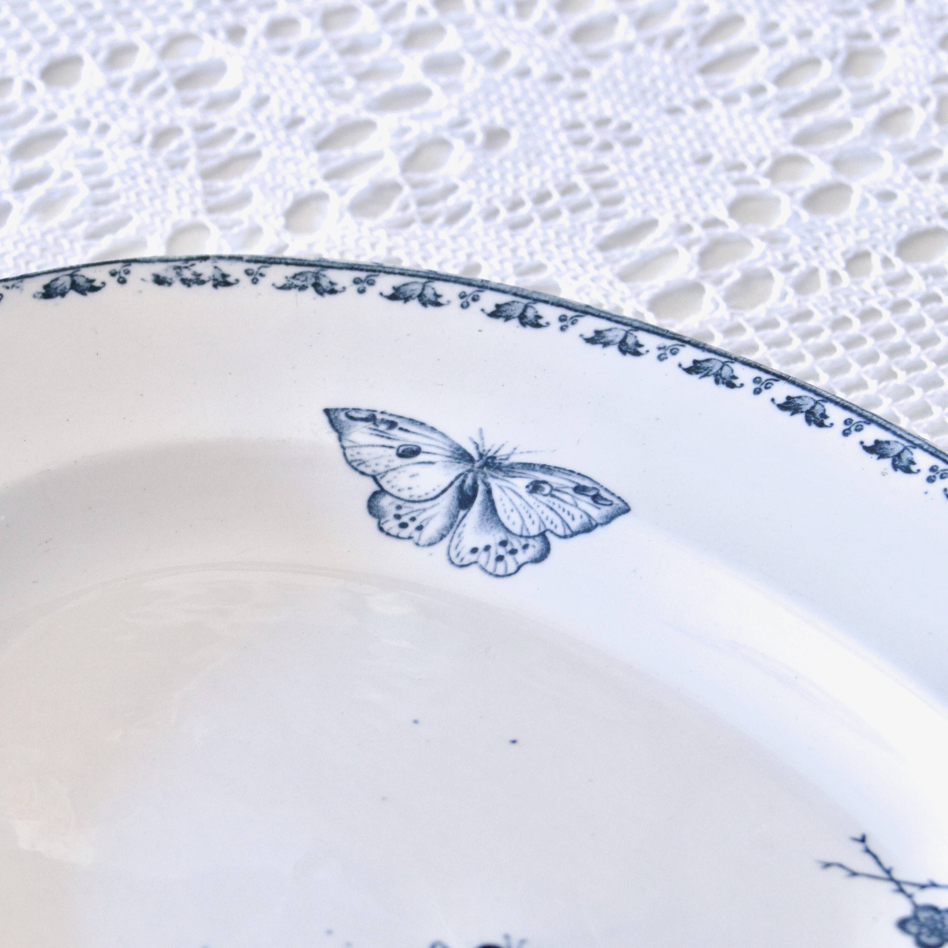 Very large 19th century iron earth dish Sarreguemines "Carmen" butterfly and flowers