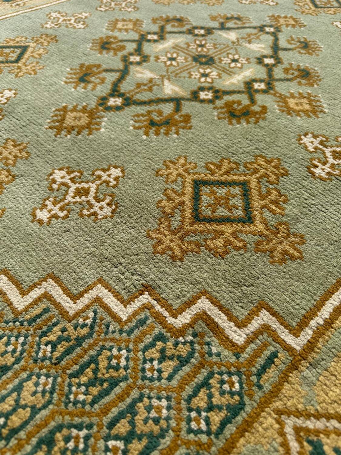 Tapis tunisien fait main