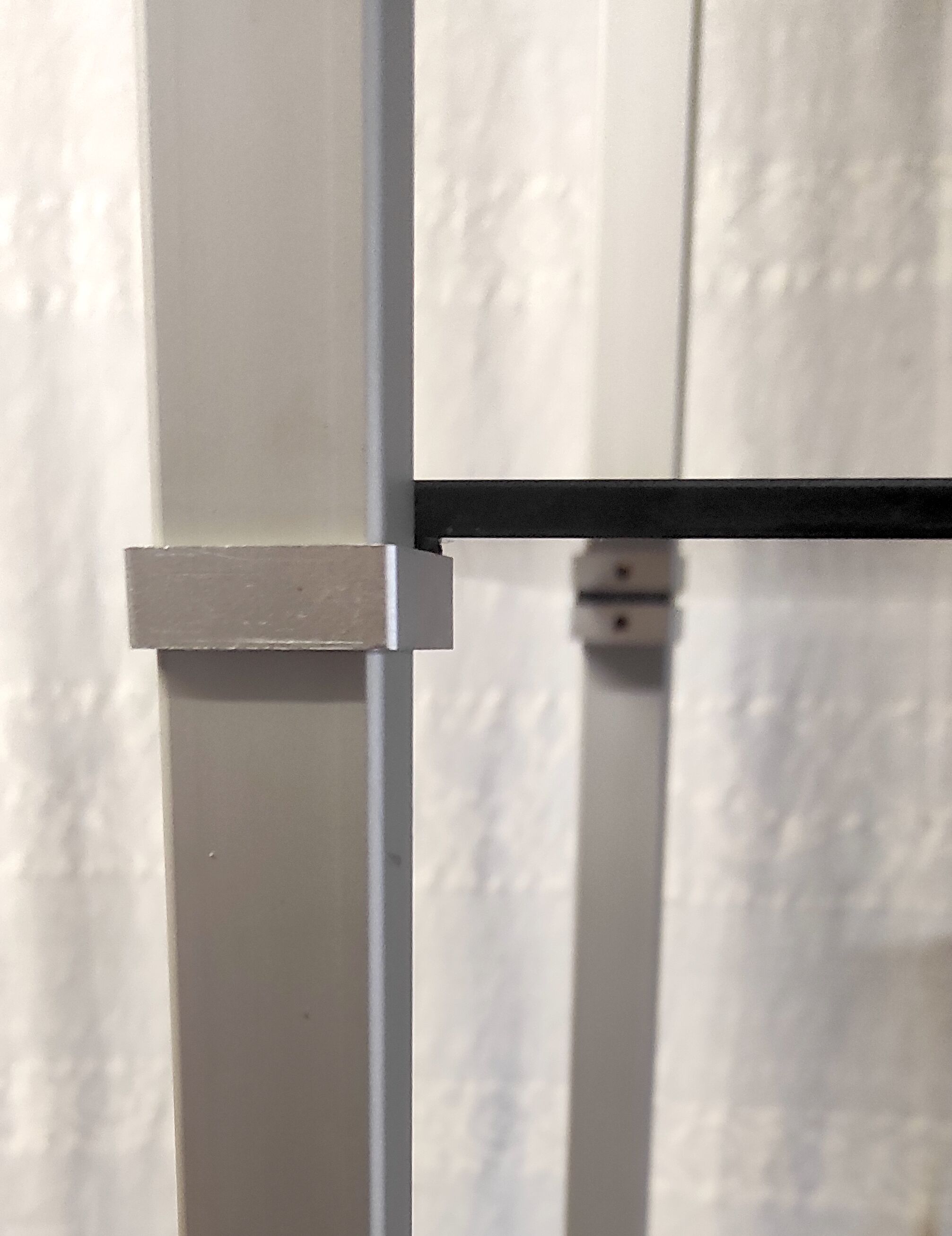 Design shelf in aluminum and smoked glass 70s/80s