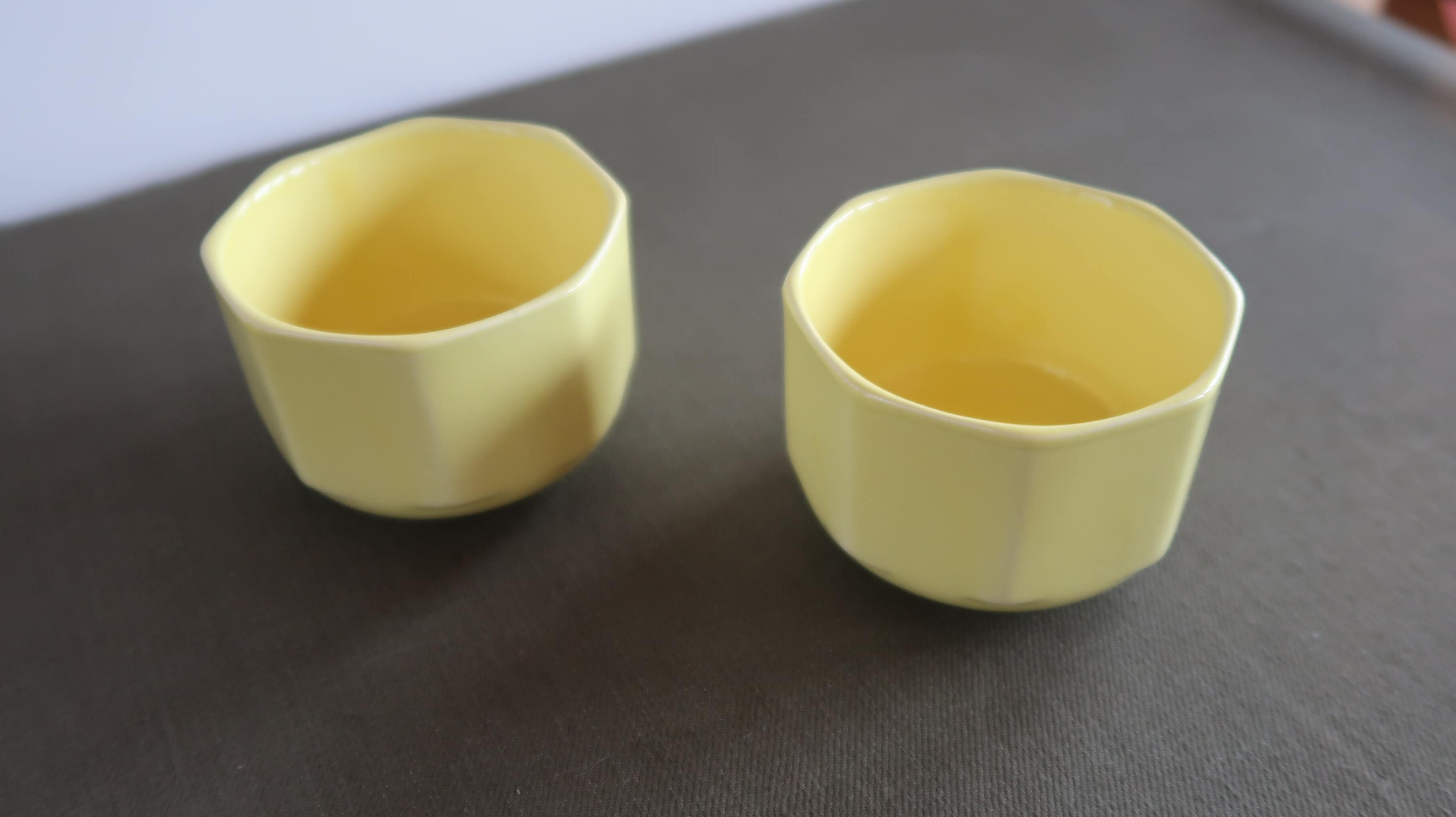 Lot de 2 tasses à café couleur citron