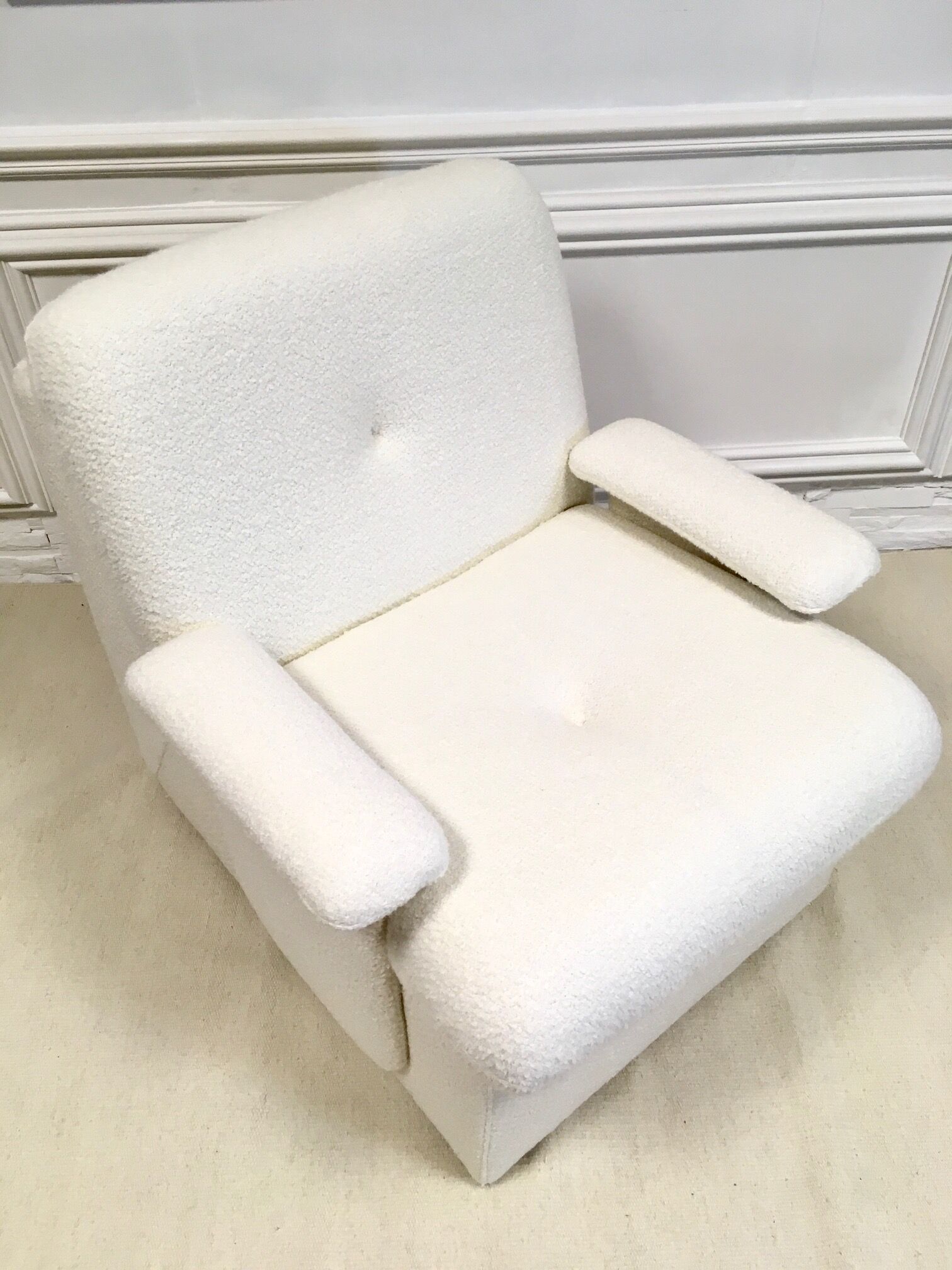 Fauteuil vintage en laine bouclée