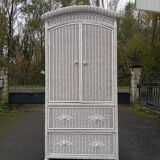 Roast/wicker cabinet