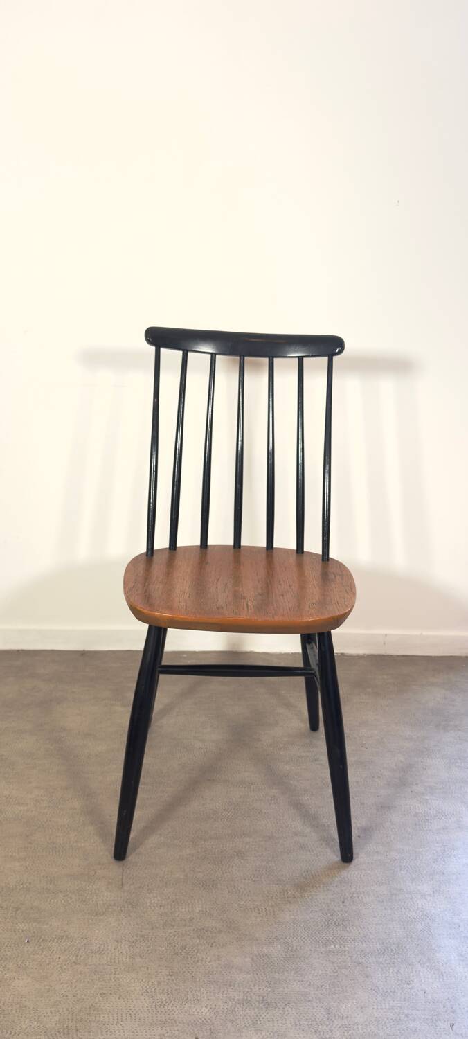 Scandinavian chair