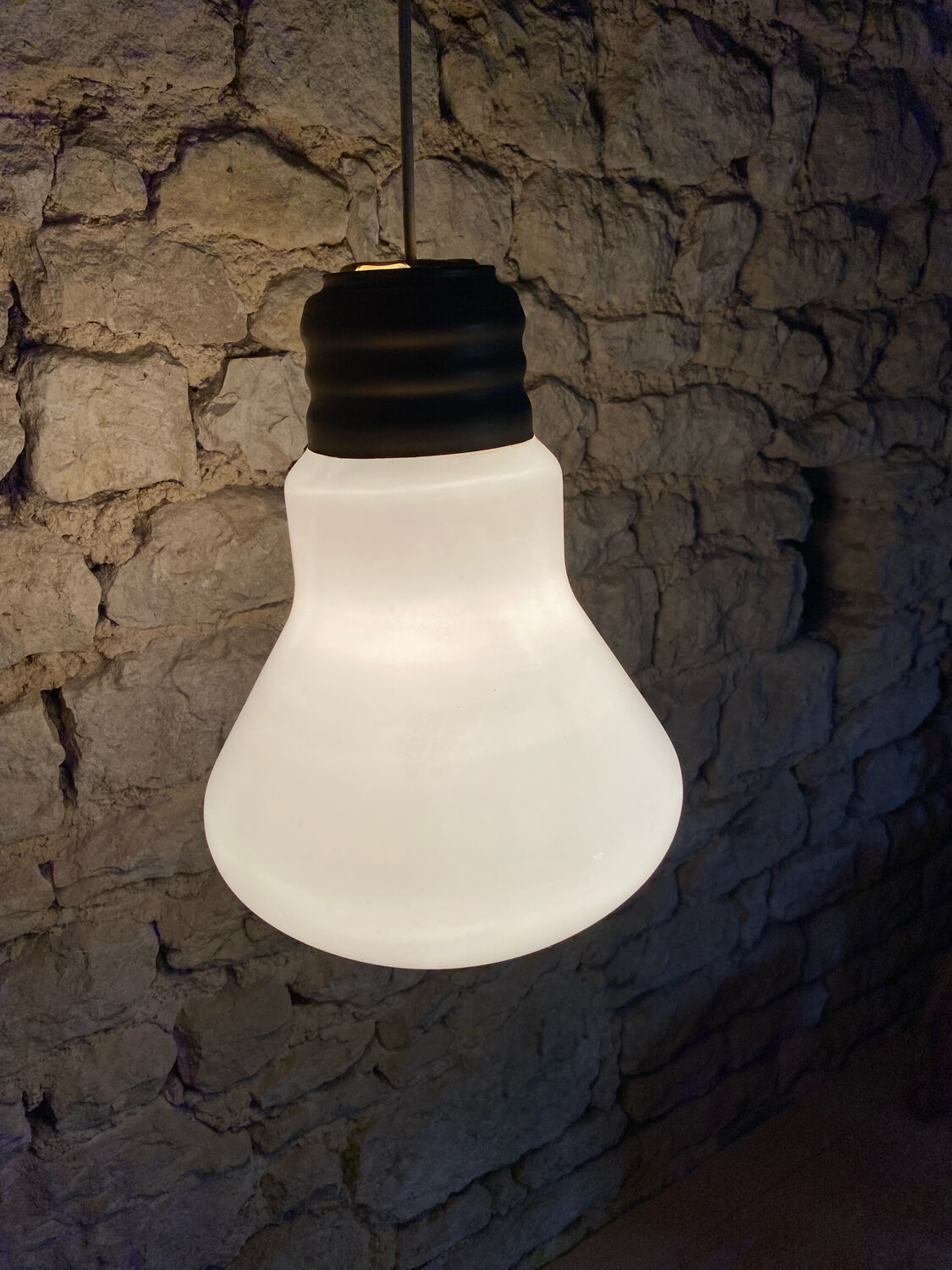 Bulb pendant