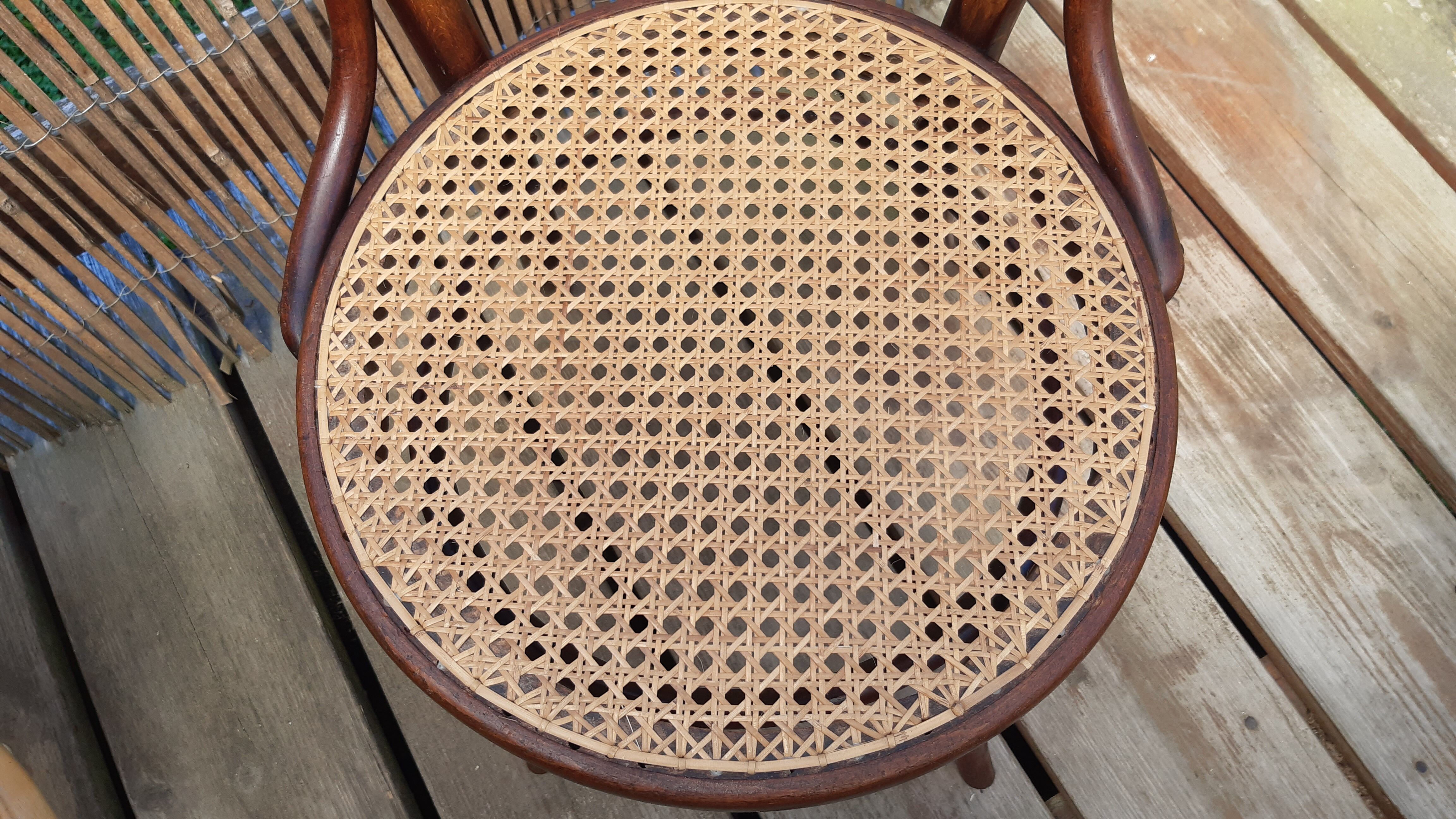 Bistro chairs Thonet n°18