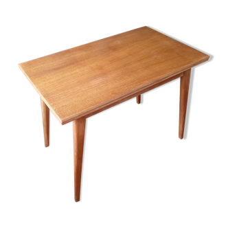 Scandinavian table