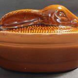 Terrine en céramique La Bourguignonne lapin XXème