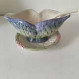 Saucière en barbotine fleurie Faianças Germano Portugal avec cuillère