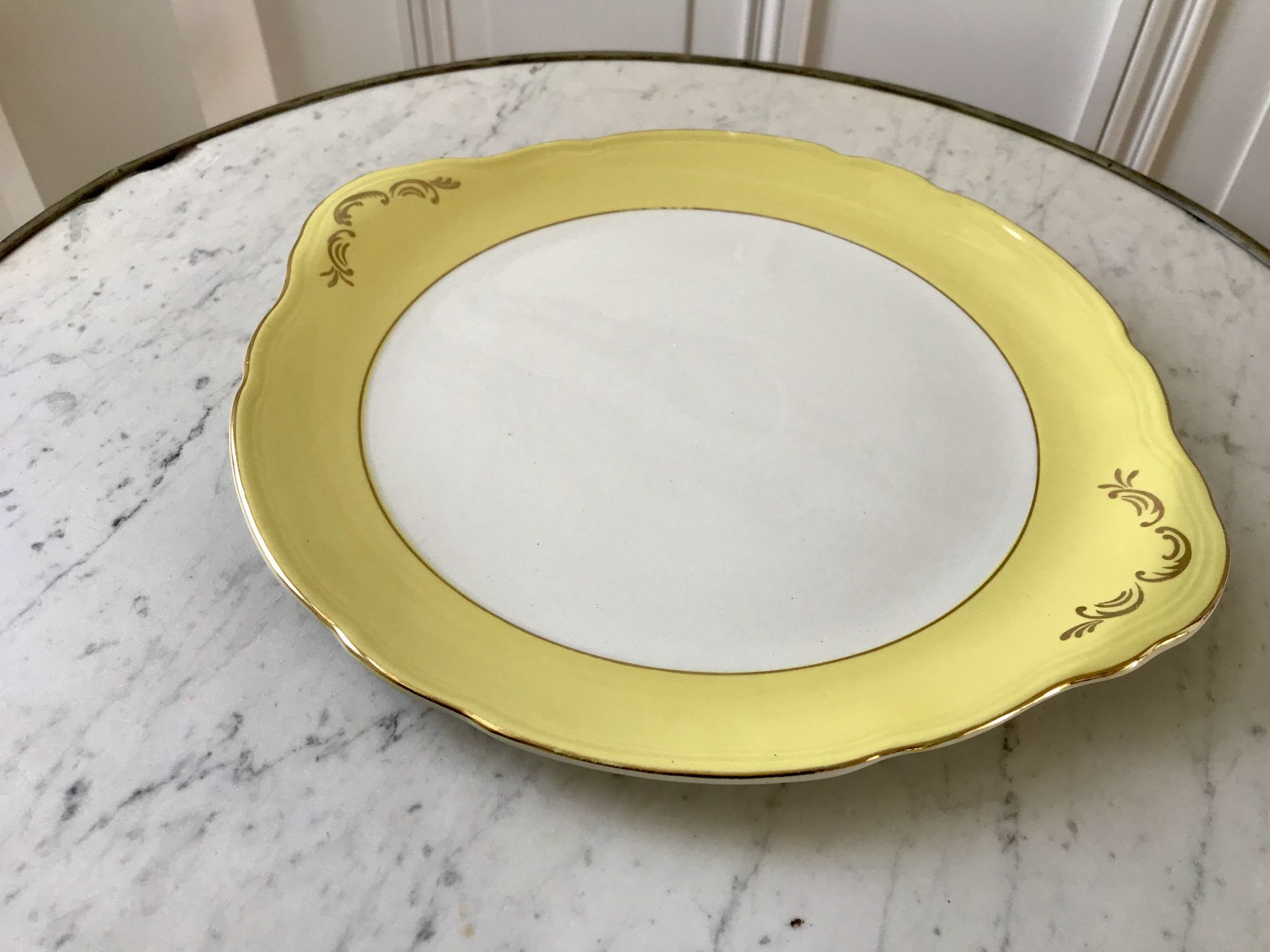 cake dish Moulin des Loups canary yellow 50s