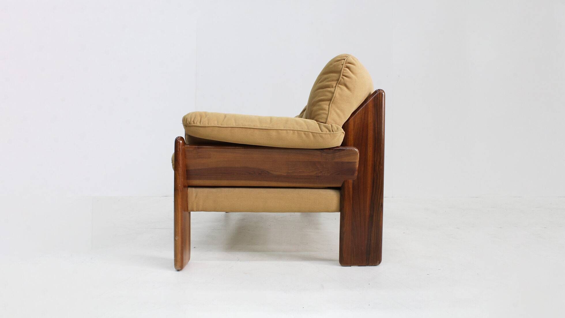 Vintage 3 seater sofa by Mario Marenco for Mobilgirgi