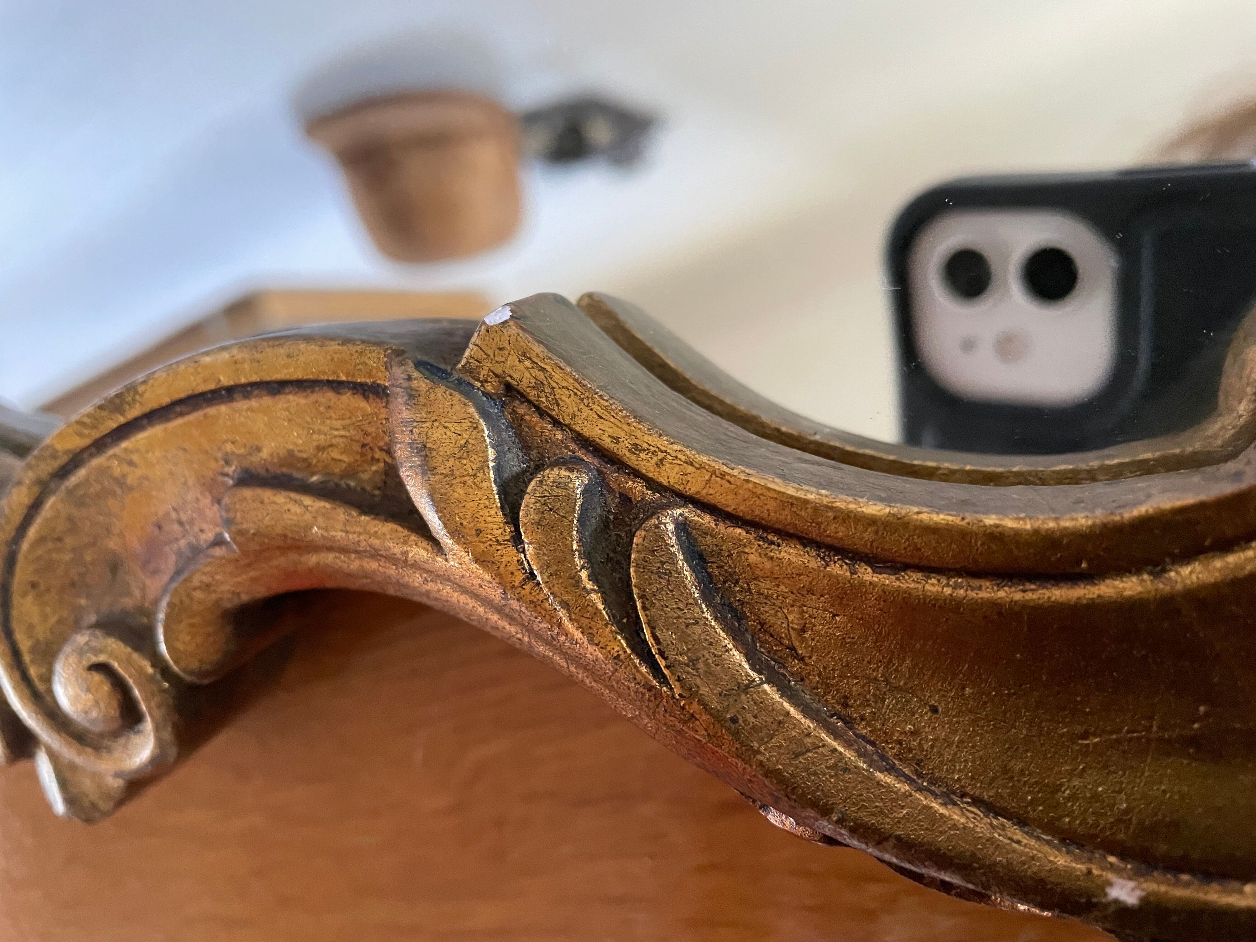 Golden mirror 28x44cm