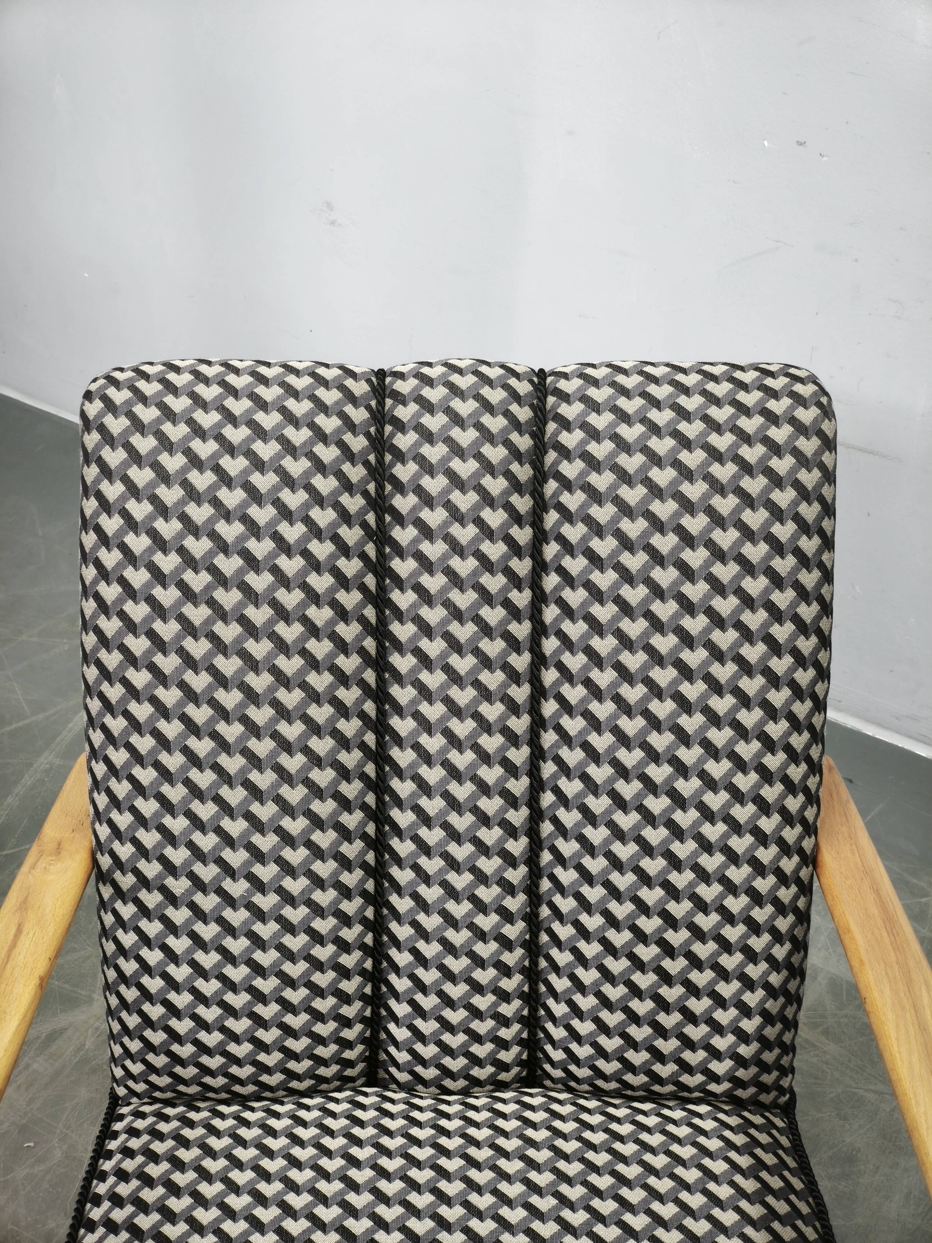 Art Deco Armchair by Jindrich Halabala, Czechoslovakia, 1940s