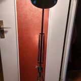 lampe architecte vintage, articulée sur socle en métal peint vert "kaki"