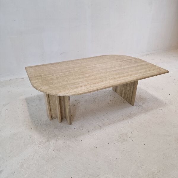 Table basse en travertin italien