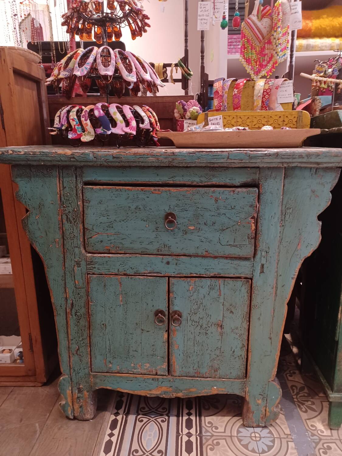 Old Chinese chest of drawers
