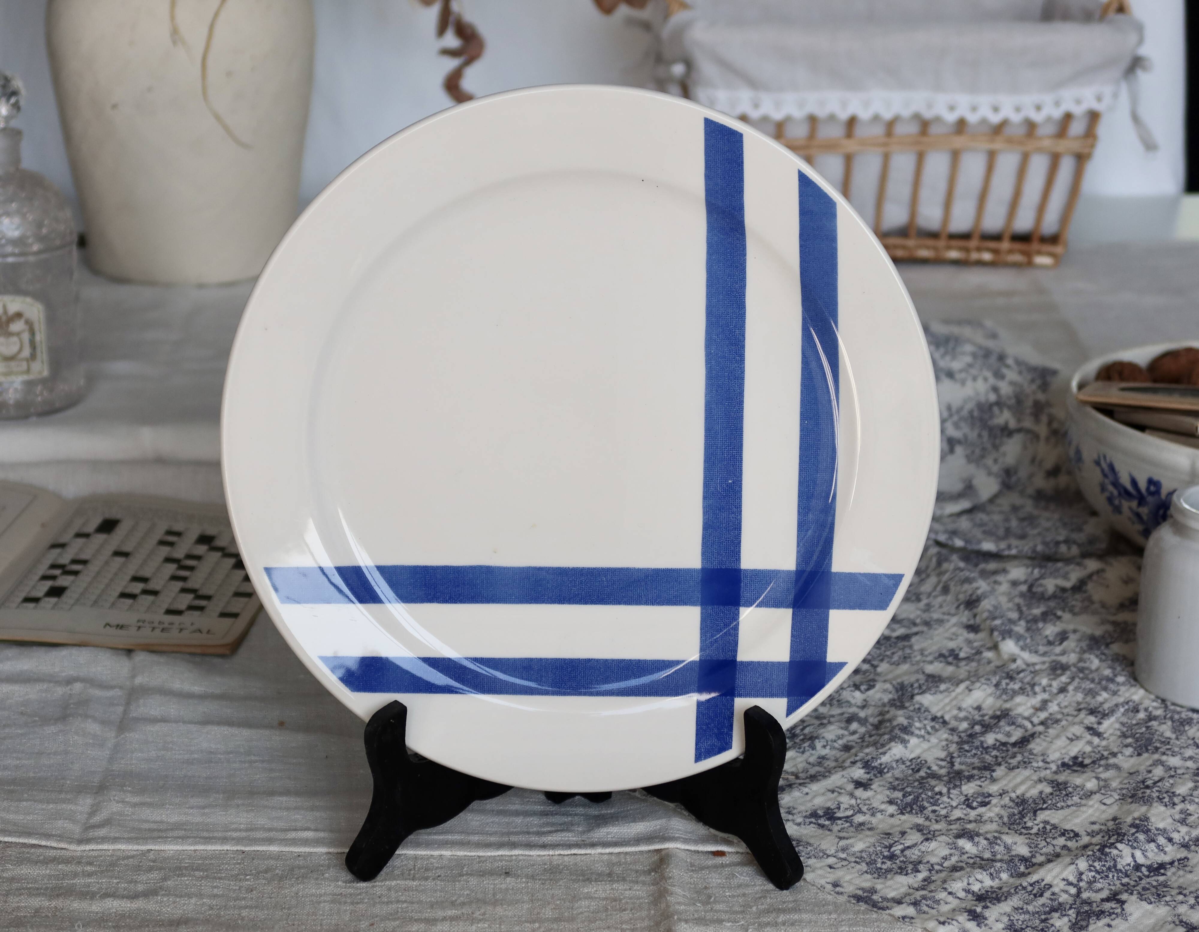 Vintage round serving dish - Oxford Brazil