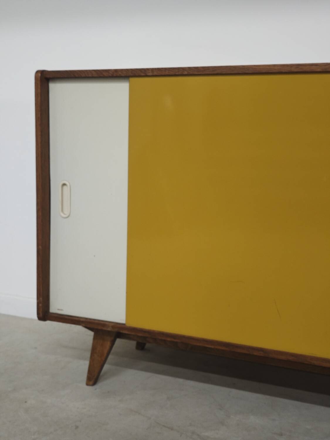 Buffet U 452 yellow by Jiri Jiroutek for Intérier Praha 1960