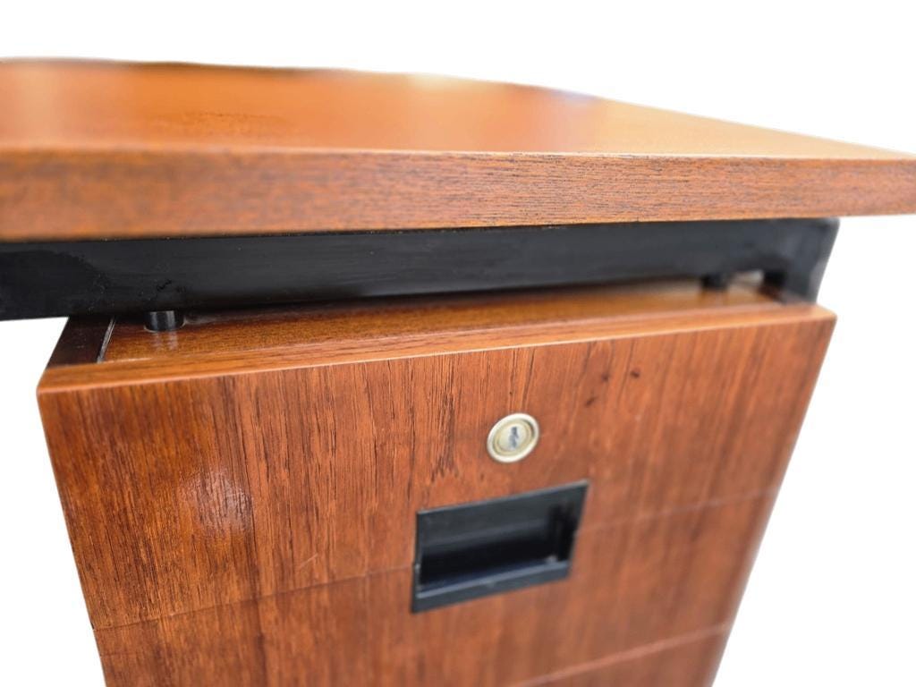Vintage wooden desk Pastoe EU01 Cees Braakman