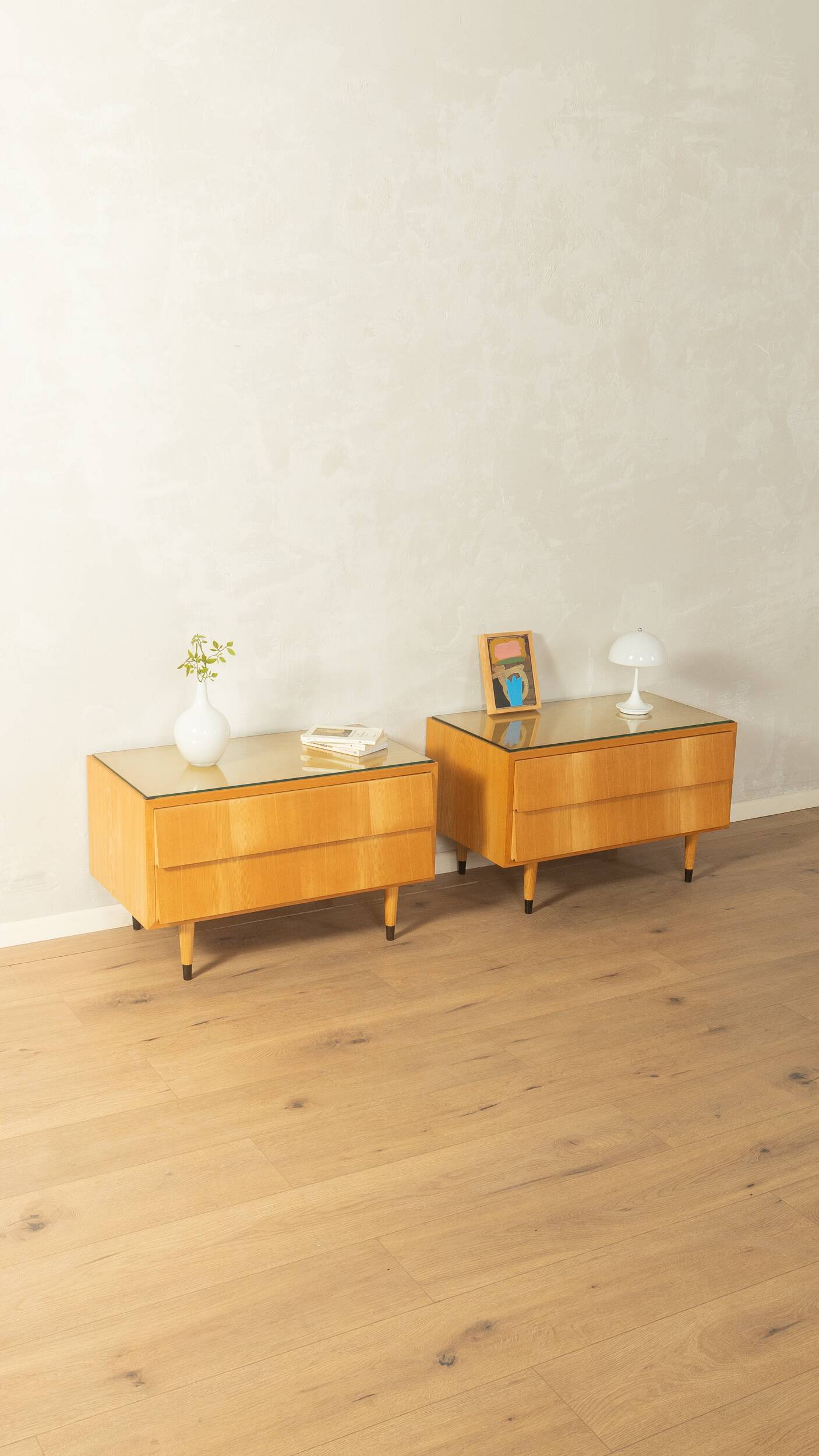 Elegant bedside tables from the 1950s, IDEE Möbel series by Erich Stratmann for Oldenburger Möbelwerkstätten