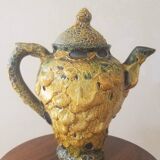 Magnesite pitcher