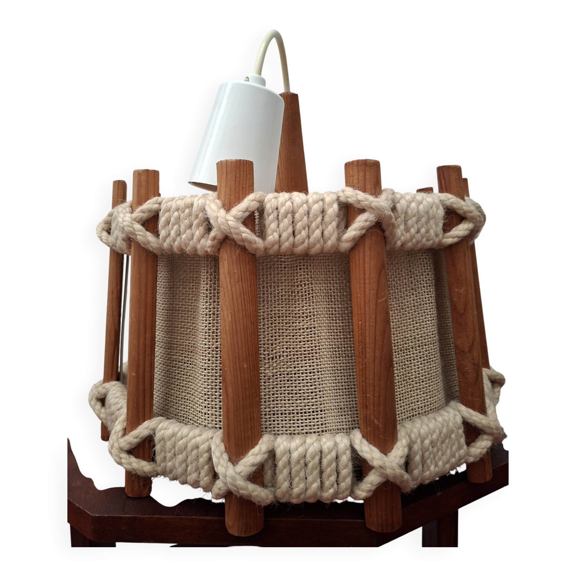 Scandinavian suspension in braided rope