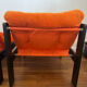 2 fauteuils en velours orange Vintage année 1974