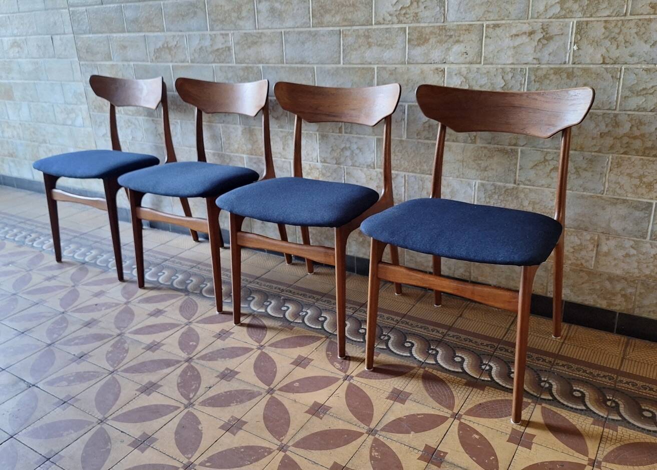 Set of Schionning and Elgaard teak dining chairs, Denmark 1960s
