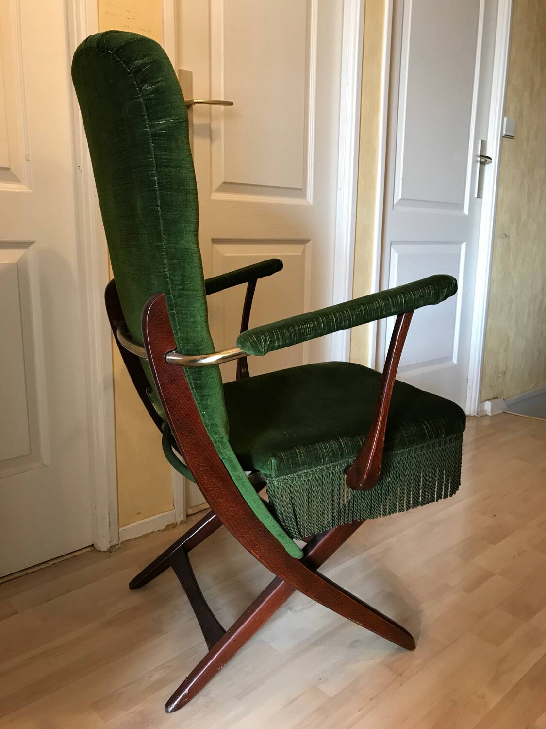 Fauteuil années 60 design triconfort