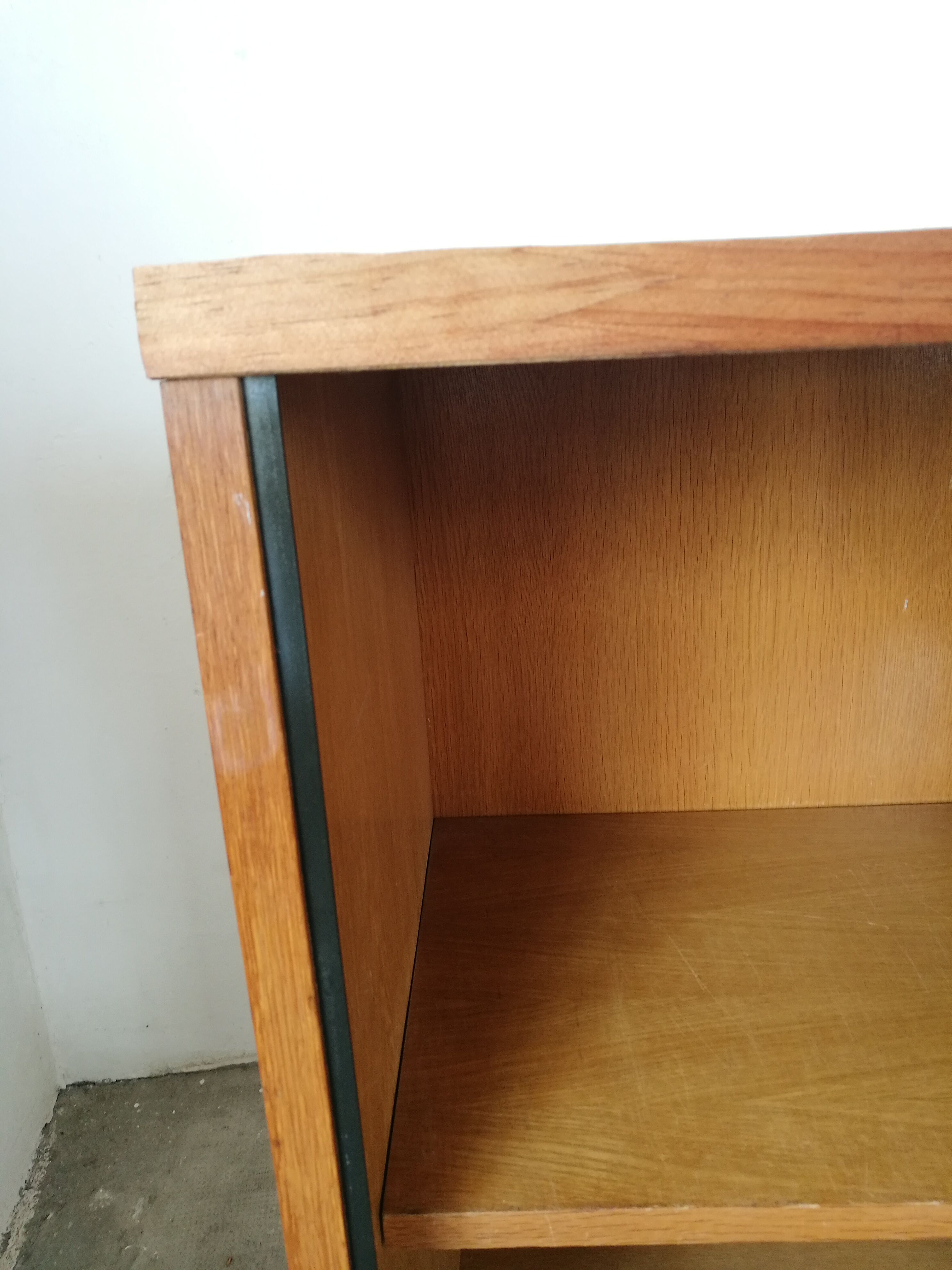 Vintage top sideboard from the 80s, sliding doors