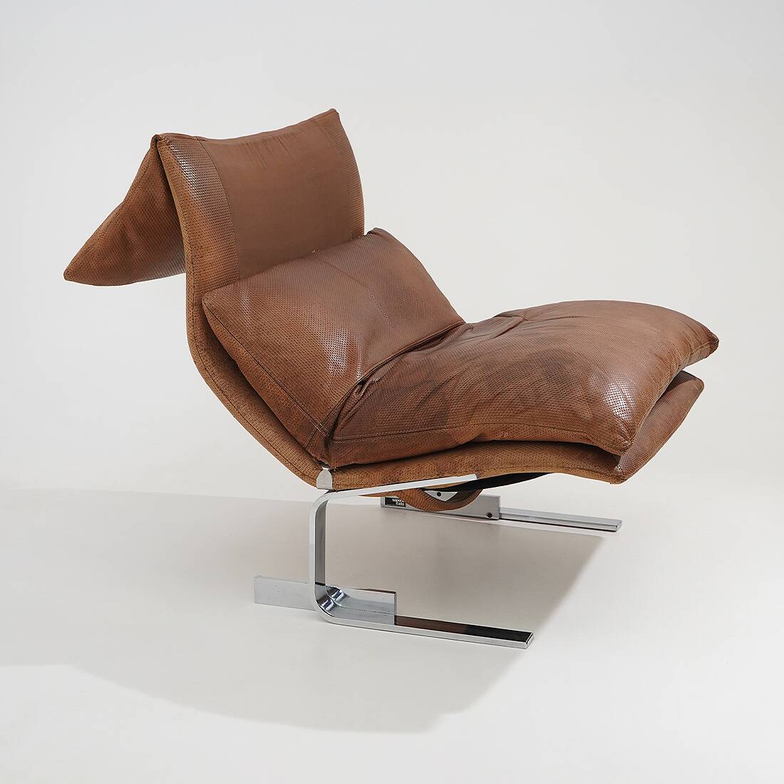 Pair of “Onda” armchairs by Giovanni Offredi for Saporiti, 1970s