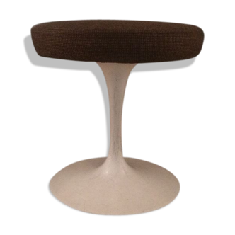 Tabouret "tulipe" par Knoll international design Eero Saarinen