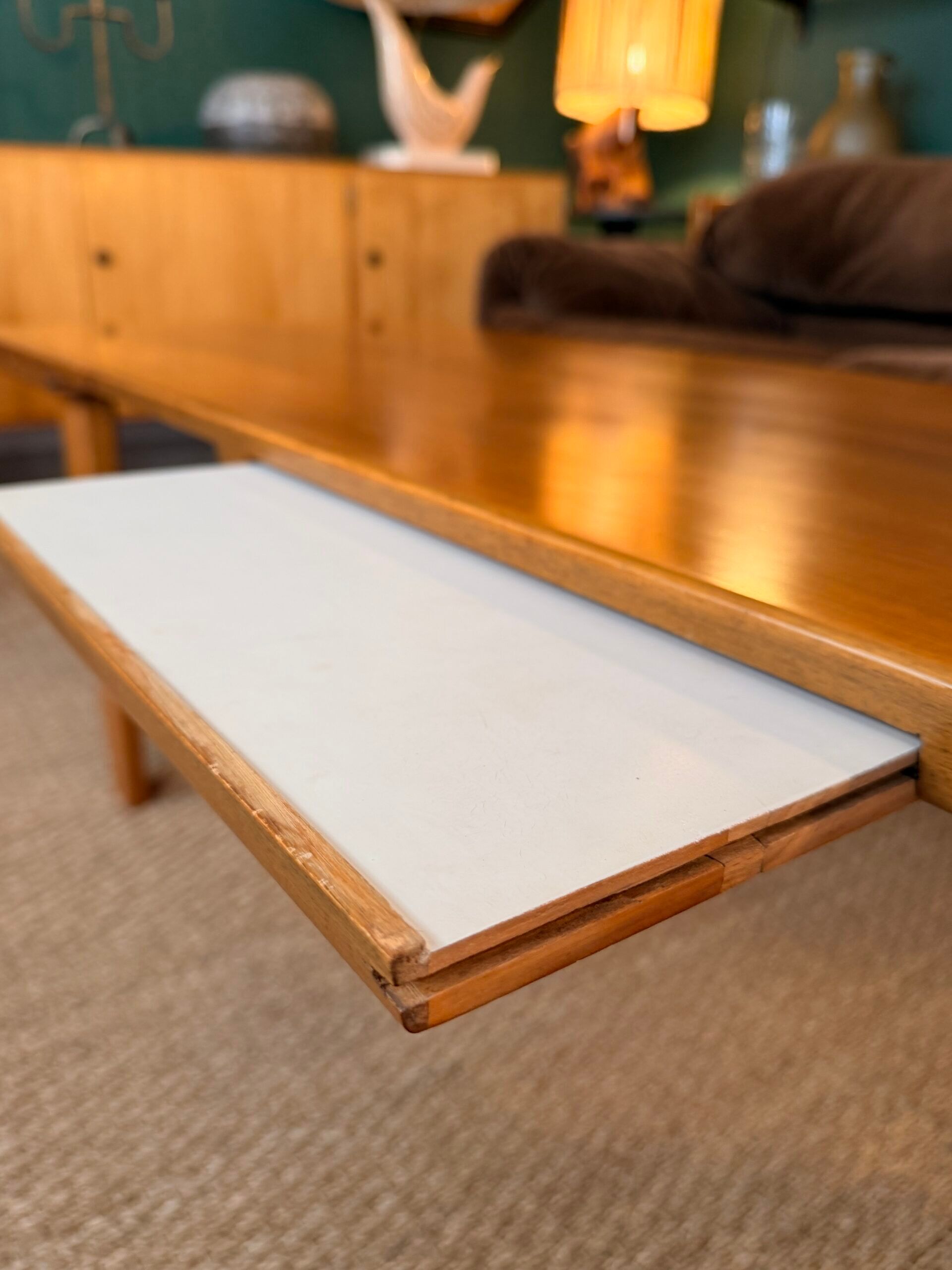 Table basse Wilhelm Renz des années 60 en hêtre