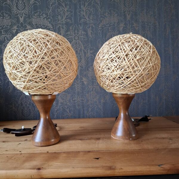 Paire de lampes bois et osier 70/80's