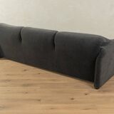 "675 Maralunga" Sofa by Vico Magistretti for Cassina