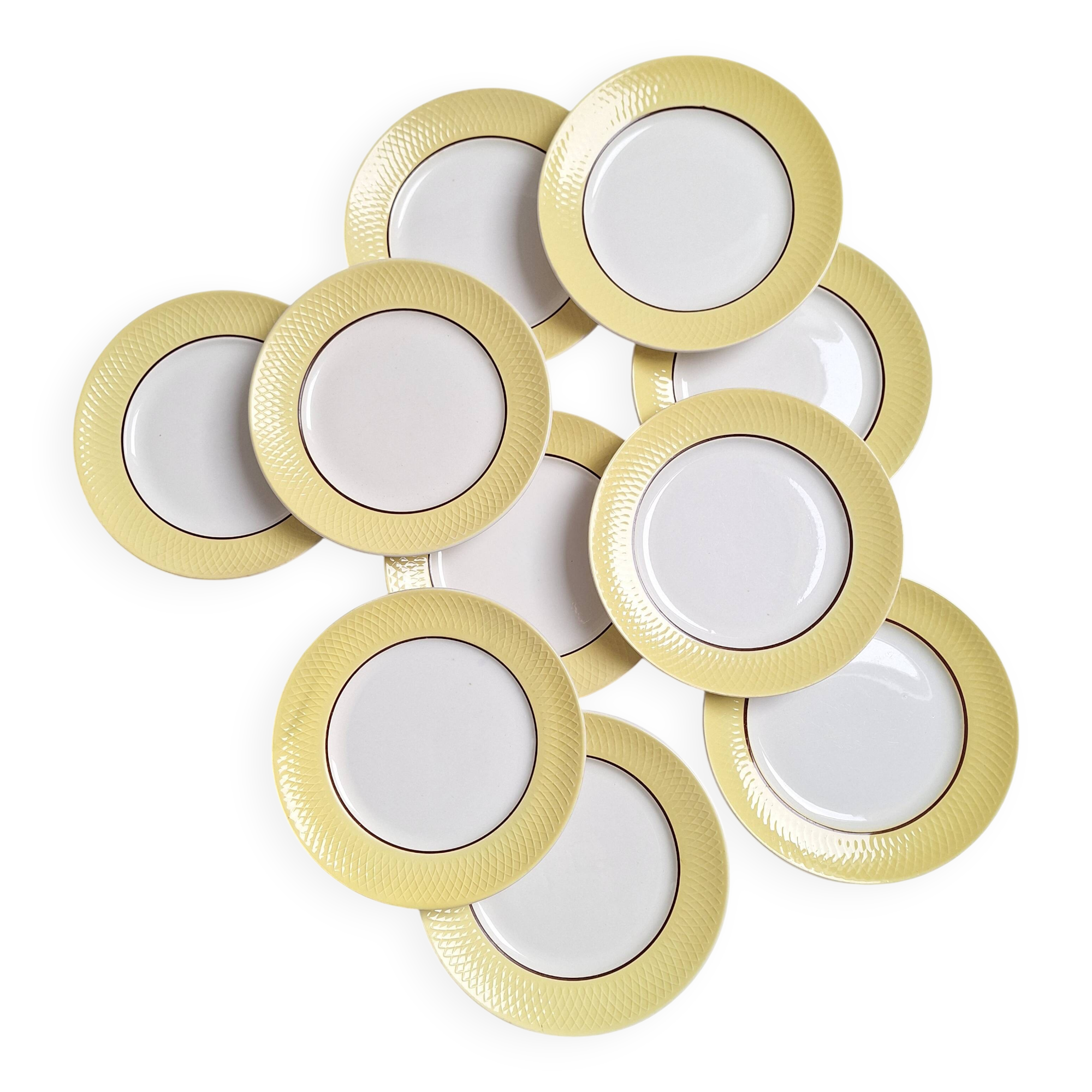 Yellow dinner plates from Moulin des Loups