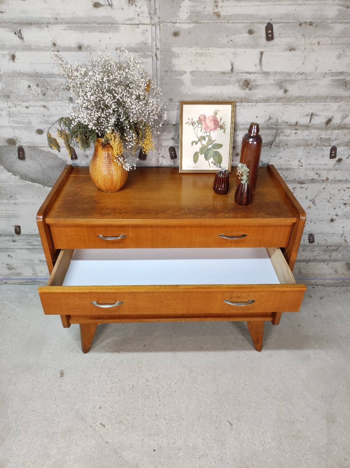 Commode vintage