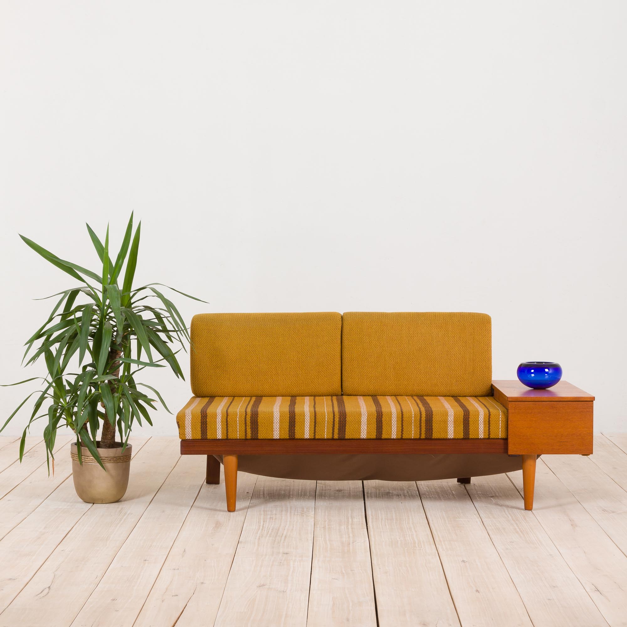 Ingmar Relling Svane daybed in original upholstery by Ekornes Norway, 60s