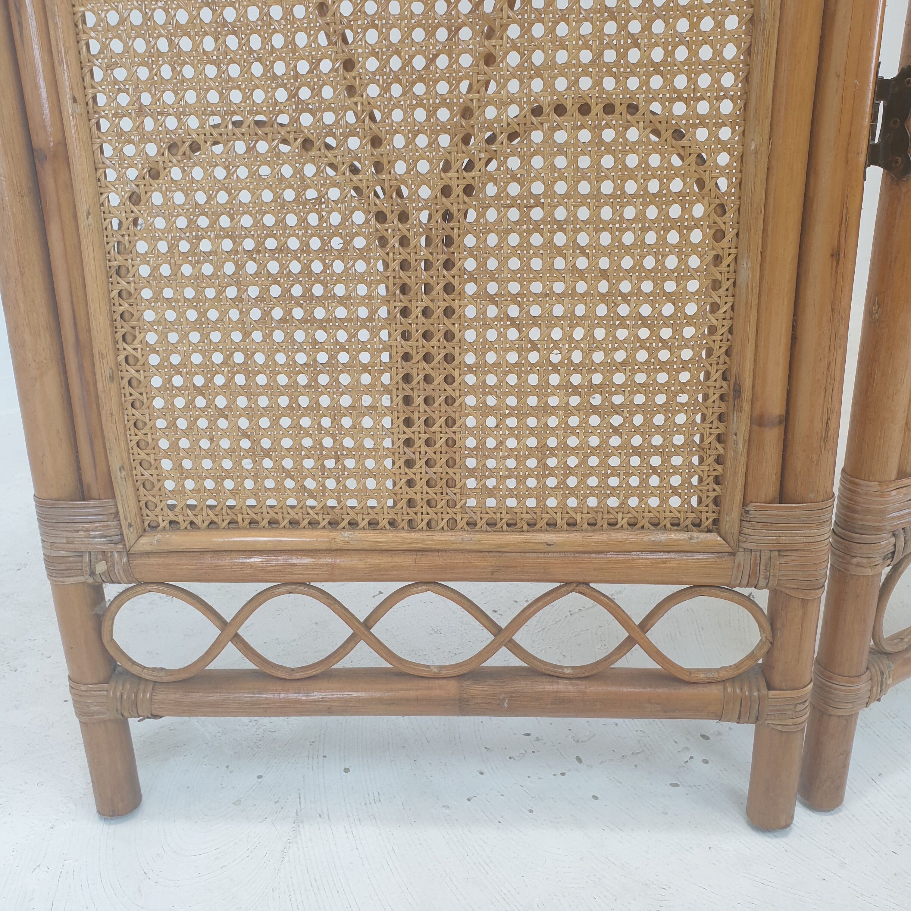 Italian rattan and wicker room divider 1960s