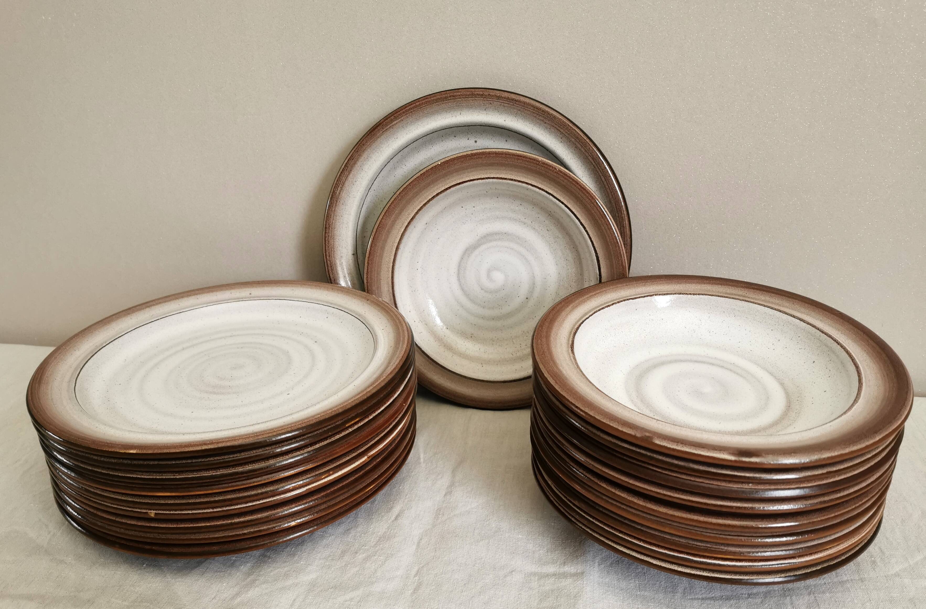 Niderviller Fonteneige service 10 flat plates 10 soup plates