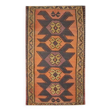 Tapis couloir géométrique rouille et kilim, tissé à la main en laine tribale, style bohème.
