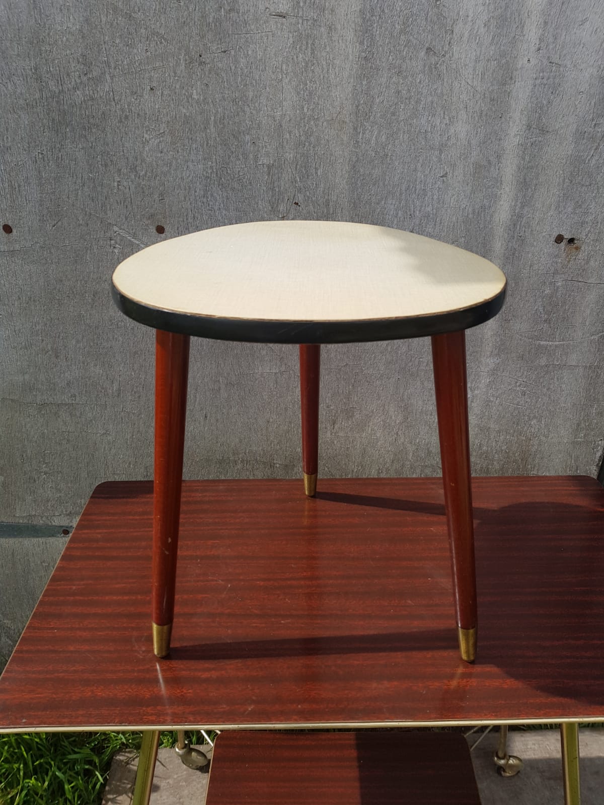 Ancient Tabouret Formica Feet Compas Tripodes Wood - Vintage Brass Bout