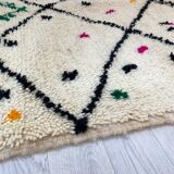Handcrafted Moroccan Berber carpet 175 x 113 CM