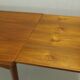 Table à manger en teck par Henning Kjaernulf, Danemark, années 1960.