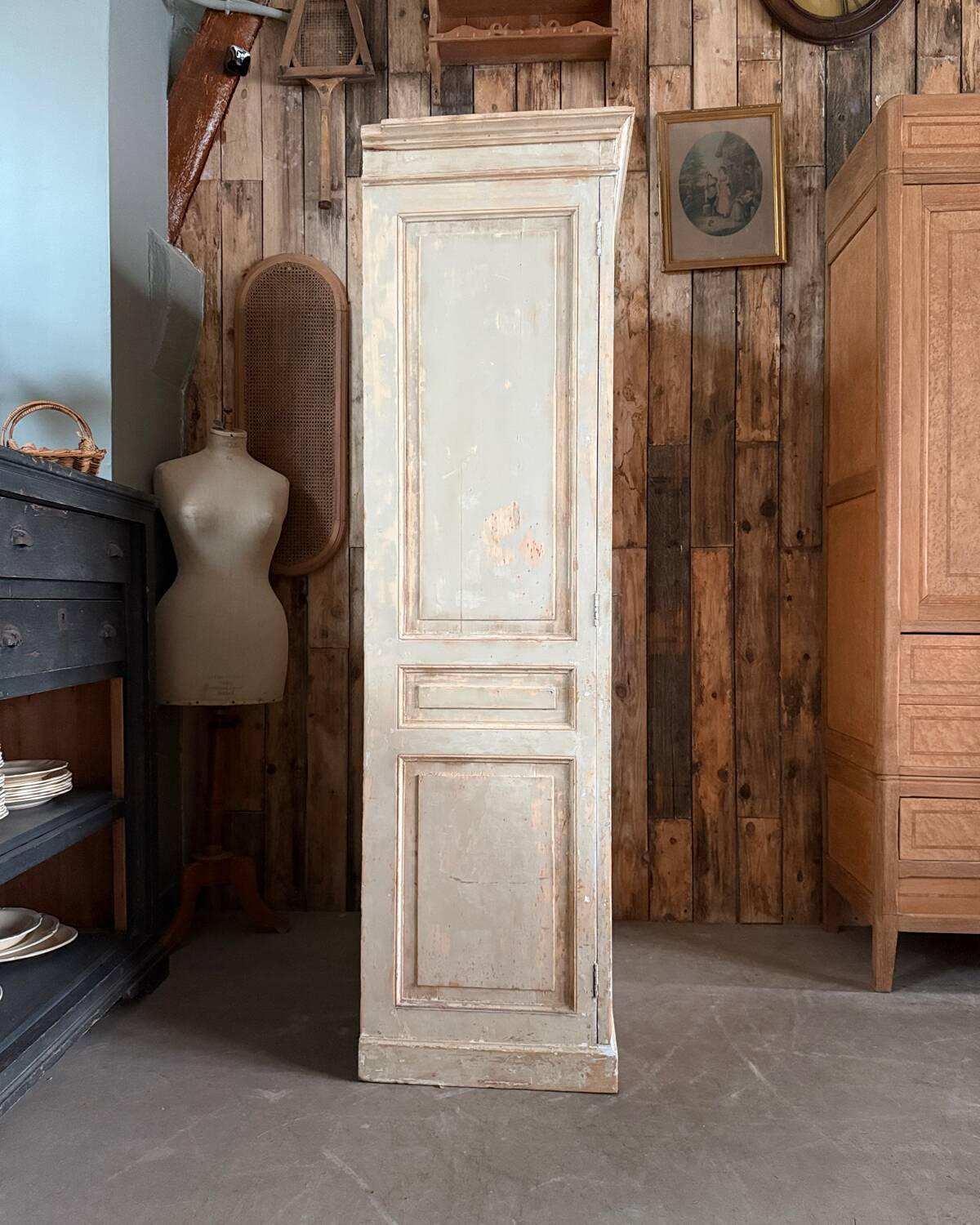 Patinated Parisian wardrobe (renovated)