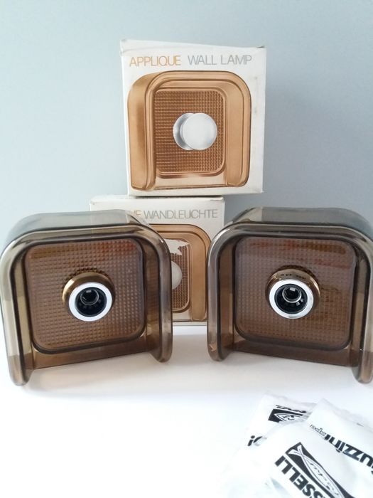 2 wall light Guzzini 70 years