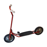 Sixties pedal scooter